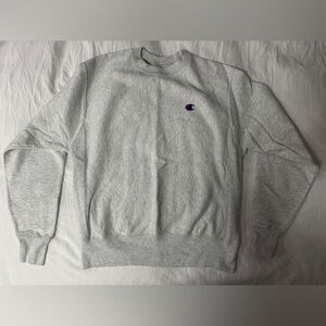 Champion Women’s Heather Gray Sweatshirt